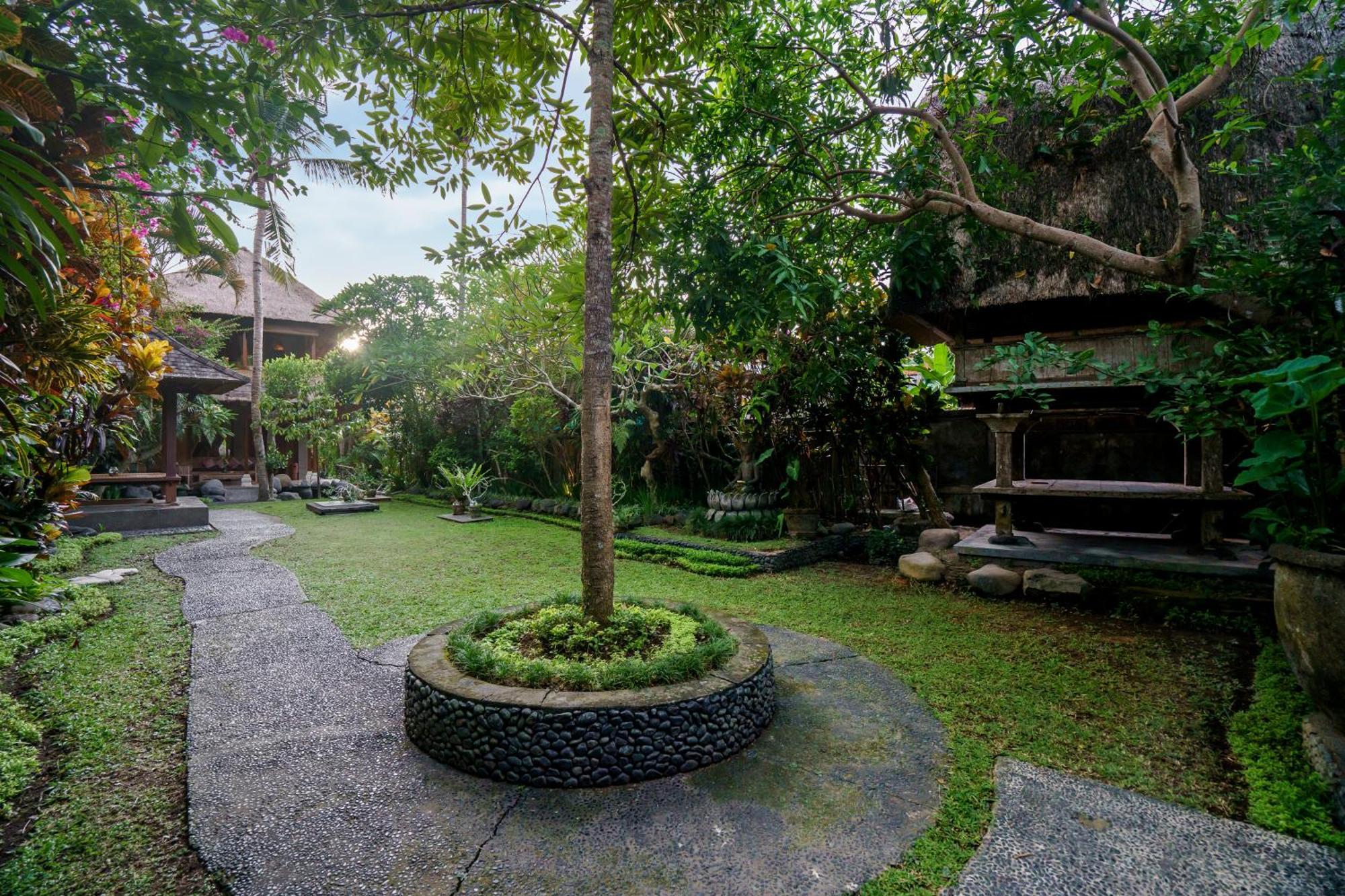 Villa Sujati Ubud Exterior foto